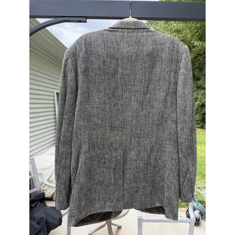 Towncraft Mens 100% Silk Sport Coat Blazer Gray Tweed 2 Button Long.        5284